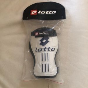 Lotto | Shin Guards | Size Medium | white/blue